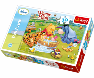 Puzzle TREFL Medvedík Pú - Prasiatko sa kúpe 30 dielikov