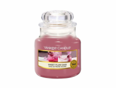 Svíčka ve skleněné dóze Yankee Candle, Sladké švestkové saké, 104 g