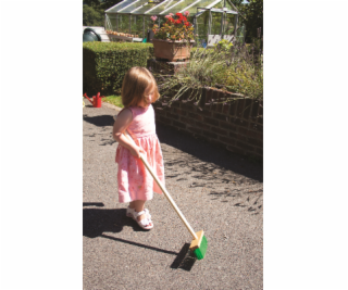 Bigjigs Toys Zahradní metlička s dlouhou násadou zelená