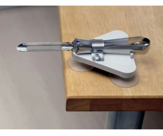 Škrabka na ovoce a zeleninu s přísavkou