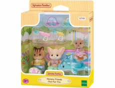 Sylvanian Families SYLVANIAN FAMILIES Figurka Trio z bazénové párty