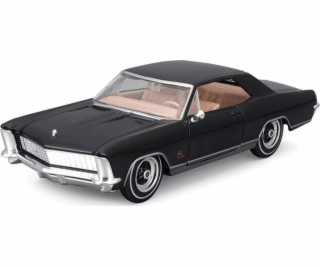 Maisto Kompozitní model Buick Riviera 1965 v měřítku 1:26...