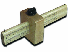 Rejsek stolársky s metrom