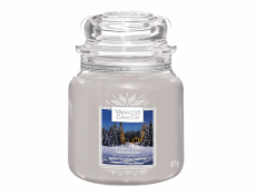 Svíčka ve skleněné dóze Yankee Candle, Chata ozářená svíčkou, 410 g