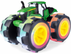 Žhavící pneumatiky na traktor Tomy John Deere