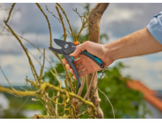 GARDENA zahradní nůžky PremiumCut Pro - suché dřevo