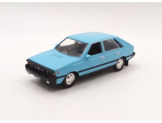 Daffi Vozidlo PRL FSO Polonez Blue
