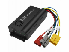 Qoltec Automatická DC-DC nabíječka 12V s MPPT regulátorem | 25A | LiFePO4 AGM GEL STD