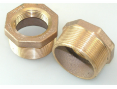 Viega Redukční prvek 2 x 1 1/4 bronz / lesklýTrubková spojka