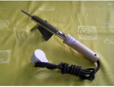 ZDZ Łódź Vyhřívaná páječka LG-100